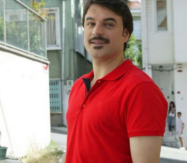 Ufuk Özkan da Samsunlu ünlülerden.