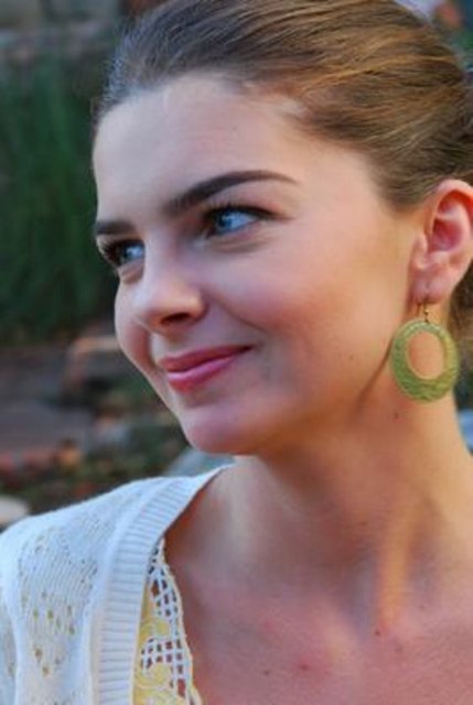 Ama bir dönem İzmir'de yaşadı.