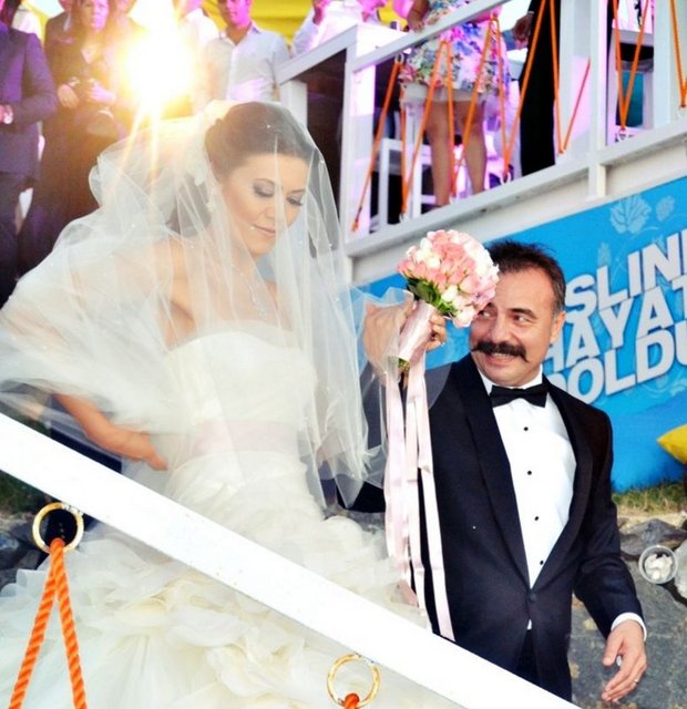Melek Angun- Oktay - Kaynarca'nın sürpriz - evliliği yalnızca - 10 ay sürdü.