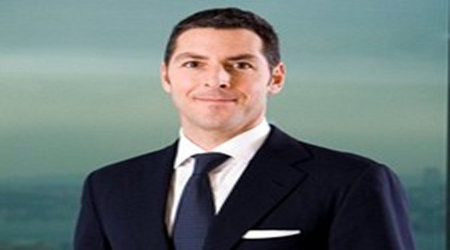 Bugün, biri yurt dışında olmak üzere 17 ticaret ve sanayi şirketinin yanı sıra farklı sektörlerde toplam 18 üretim tesisiyle kimya, enerji ve gayrimenkul alanlarında faaliyet göstermektedir.2012 yılında 3142 milyon ABD doları tutarında kombine ciro gerçekleştiren Akkök Holding, Türkiye'nin en önemli holdingleri arasındadır.