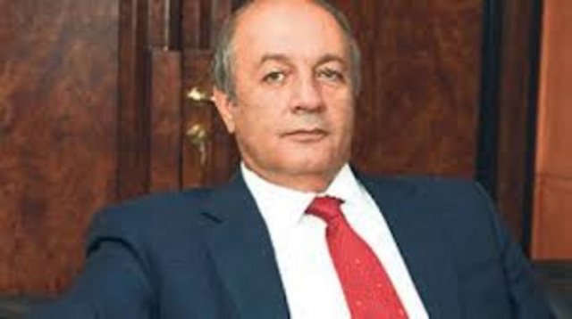 Daha sonra birçok iş alanında da faaliyet göstermeye başlayan Anadolu Holding, ana faaliyet sektörleri olan içecek, otomotiv, finans ve perakendenin yanı sıra;