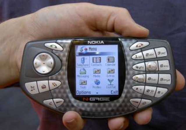 2003-Nokia n-gage