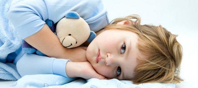 ÇOCUKLARDA UYKU BOZUKLUKLARI GÖRÜLMEZ - YANLIŞ