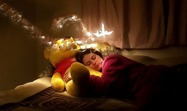 ÇOK RÜYA GÖRMEK SAĞLIKLI BİR UYKUNUN BELİRTİSİDİR - YANLIŞ