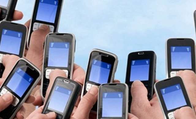 6-Teknoloji,Bilişim,Haberleşme - 2012:Yüzde 17.3   2013: Yüzde 11.9