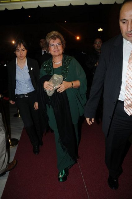 TANSU ÇİLLER