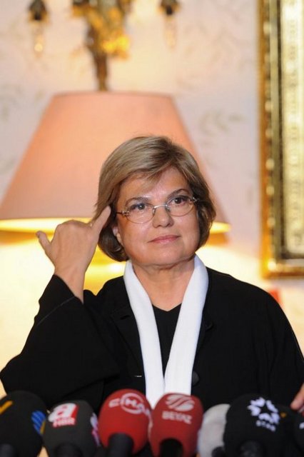 TANSU ÇİLLER