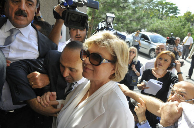 TANSU ÇİLLER