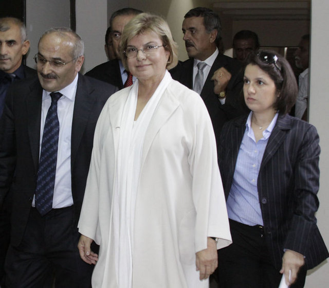 TANSU ÇİLLER