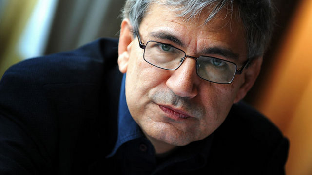 Orhan Pamuk - Dünyanın en prestijli Nobel Ödülü'nü alan ilk Türk oldu.