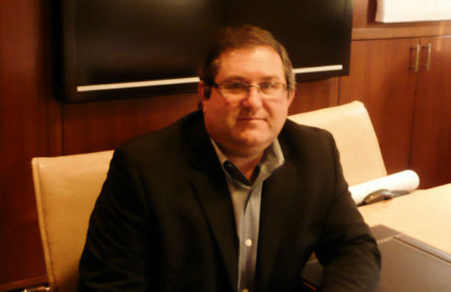 Mustafa Abadan  - Türk mimar, New York'a ikiz gökdelen yapıyor