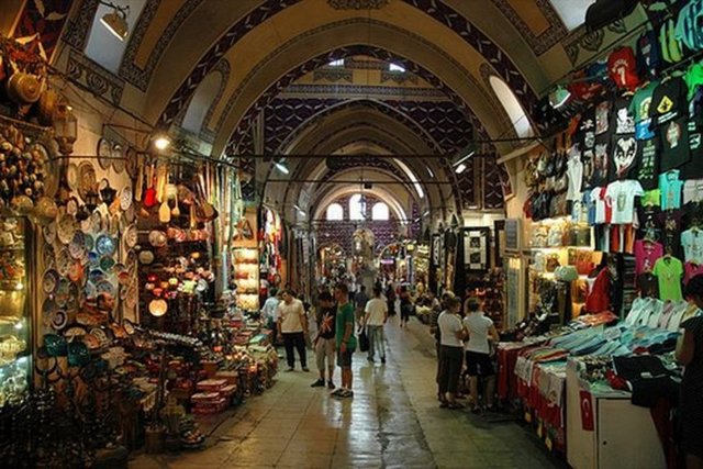 En eski alışveriş merkezi: Kapalıçarşı