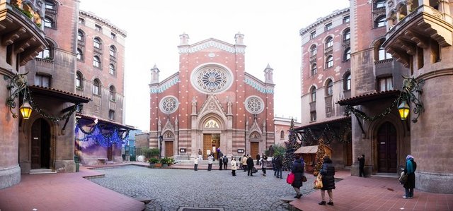 En büyük kilise: St. Antuan Katolik Kilisesi
