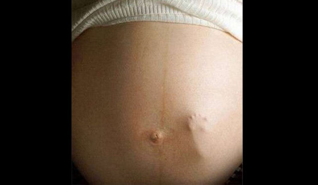 Ceninler rock müziğine ve yüksek sese tekme atarak tepki gösteriyor.