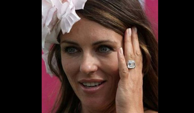 İŞTE DİĞER ŞAŞIRTICI BİLGİLER Değerli taşların çoğu birkaç elementten oluşur,sadece pırlanta tamamen karbondan oluşur. -  -  -