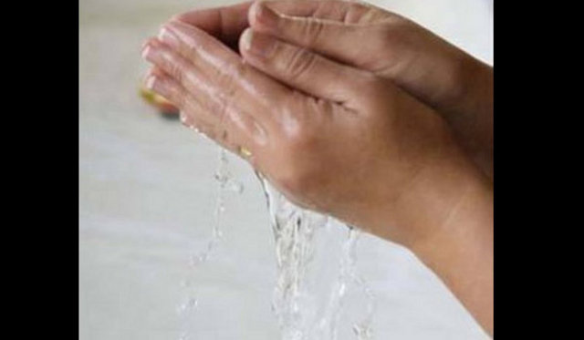 İçtiğimiz sular 3 milyar yaşındadır. -