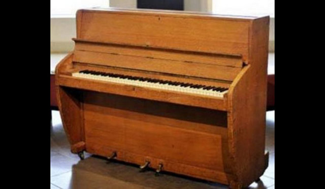 Beethoven beste yapmadan önce kafasını soğuk suya sokardı. -