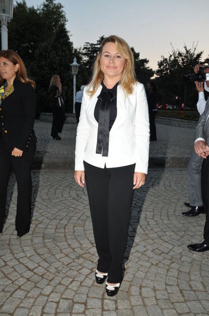 DEMET SABANCI ÇETİNDOĞAN
