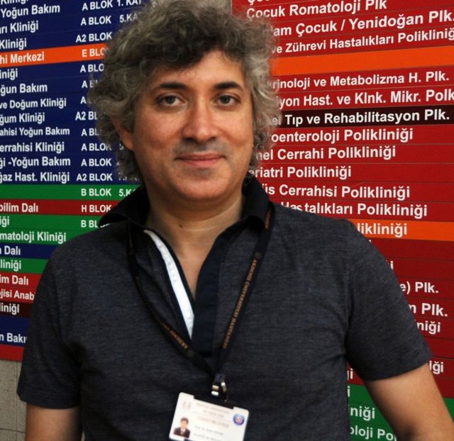 Üniversitede olmasam çok daha fazla kazanırım. -