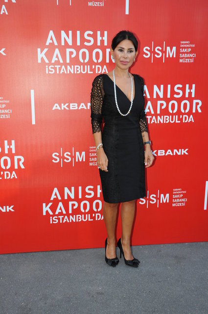 SUZAN SABANCI DİNÇER 