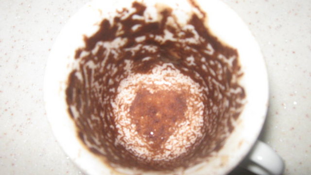 Kahve Falında MEYVA Görmek:  Bu sıralarda hep sevindirici haber alacaksınız Demektir. -