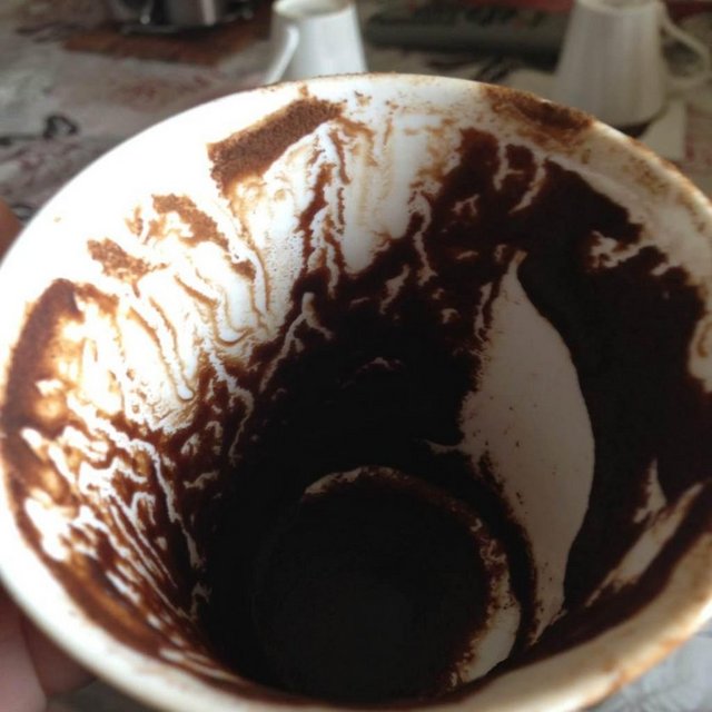 Kahve Falında GELİN VE DAMAT Görmek:  Bütün dilekleriniz nihayetinde gerçek olacaktır Demektir. -