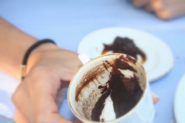 Kahve Falında KAFA Görmek:  Yakın sürede tanışacağınız bir kişi size iyilik yapacaktır Demektir.