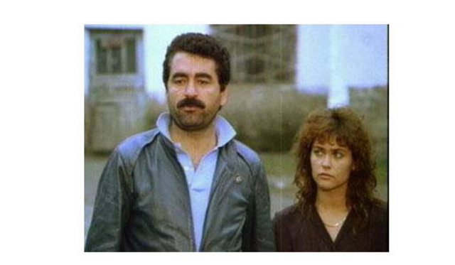 Peşpeşe çelkilen yönetmenliğini İbrahim Tatlıses'in yaptığı Mavi Mavi, Aşıksın, Hülya filmlerinde de iki oyuncu birlikte rol aldı.