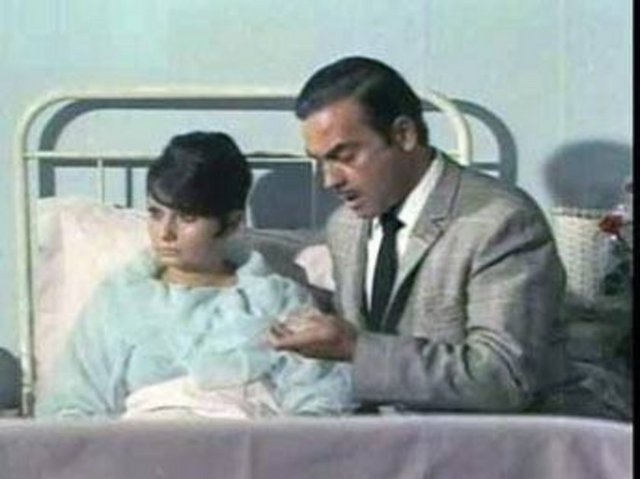 -  -  -  -  -  -  -  -  -  -  - Yıldız ikiliden önce Ayhan Işık geçirdiği beyin kanaması nedeniyle hayatını kaybetti, 1995 yılında da Belgin Doruk İstanbul'daki evinde hayata gözlerini yumdu.