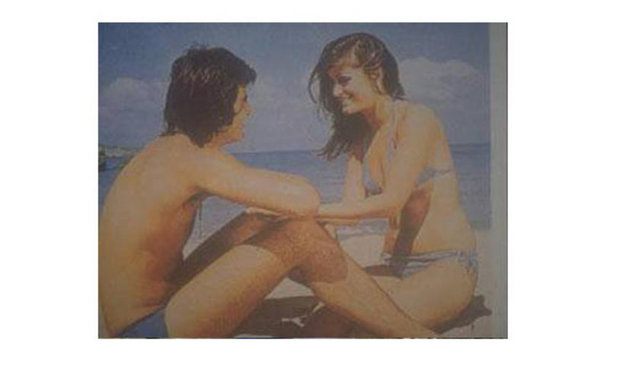 Bubikoğlu ve Akan'ın başrollerini Adile Naşit, Halit Akçatepe ve Hulusi Kentmen ile paylaştığı 'Ah Nerede' isimli film unutulmayan yapımlar arasında yerini aldı. -  -  -