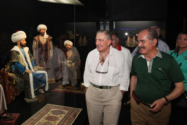 RAHMİ KOÇ