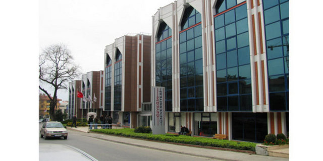 Özyeğin Üniversitesi - Yurt ücreti: 4 bin 550 TL ile 11 bin 750 TL - Öğrenim ücreti: 14 bin 500 ile 34 bin 560 TL