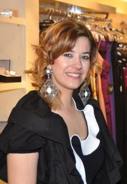 Büyük olasılıkla bu genç kadını da hemen tanıyamadınız.