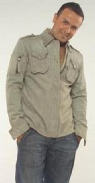 Ancak bu albümden hiç para kazanamadığını açıkladı daha sonra. Albümüne verdiği Of Deli Gönül lakabıyla tanınan Tarık bu yüzden bunalıma girdiğini ve tedavi gördüğünü de açıkladı.