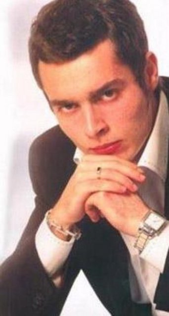 Tavırları nedeniyle yarışmadan diskalifiye edilen Uğur daha sonra yapımcıları da tehdit etmişti.