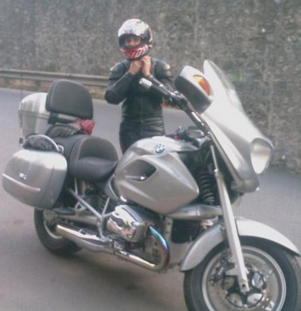 Eray Sezer de artık kameraların uzağında bir hayat sürüyor.