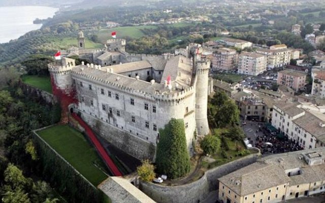 ROMA'DA DÜĞÜNÜN YAPILACAĞI KALE