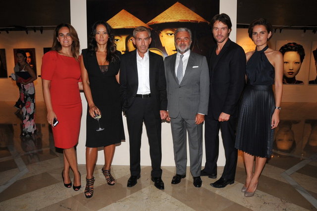 AHU HAS, MERY NGUYAN, DREW TAL,  CAN HAS, EMMANUEL FREMIN, ASLI ÜNAL 