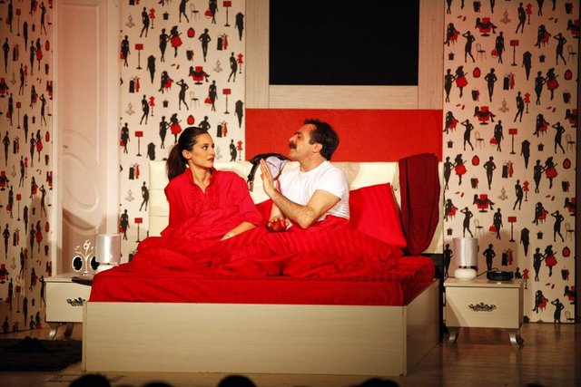 'Yatak Odası Diyalogları'nda Sedef Avcı'nın yerine Goncagül Sunar rol alacak.