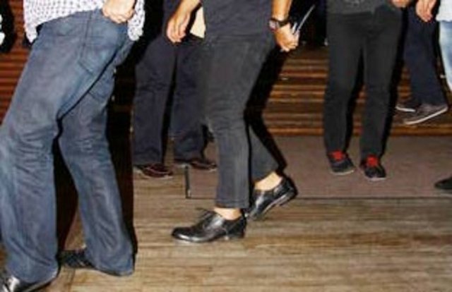 Kısa paça pantolon modasına en son uyan isim o oldu...