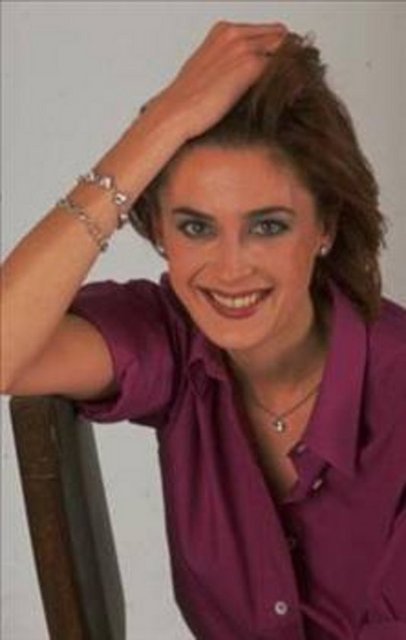 Avi Behar ile evlenen Meltem Hakarar, boşandıktan sonra bir süre alkol sorunu yaşadı.