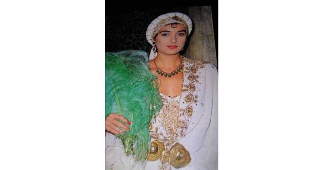 Ama o da en çok özel hayatıyla gündeme geldi. Ankaralı müteahhit Süleyman Turan Yüceer'e aşık oldu. Bu ilişkiden Mert adında bir oğlu oldu. Meltem Doğanay ve Turan Yüceer daha sonra evlendi.