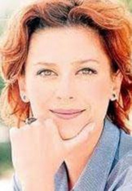 Hakarar uzun süredir spot ışıklarıın uzağında.