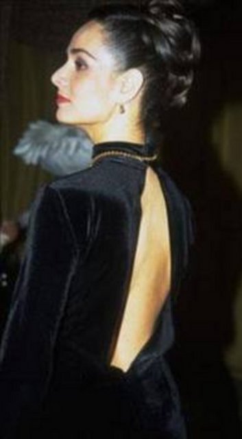 Bir süre mankenlik yapan Erberk, 1987 yılıda kendi adına bir mankenlik, fotomodellik ajansı kurarak iş yaşamını sürdürdü.Bir süre mankenlik yapan Erberk, 1987 yılıda kendi adına bir mankenlik, fotomodellik ajansı kurarak iş yaşamını sürdürdü.kenlik yapan Erberk, 1987 yılıda kendi adına bir mankenlik, fotomodellik ajansı kurarak iş yaşamını sürdürdü.