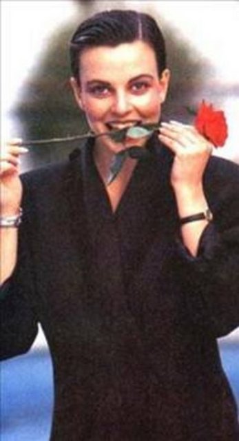 Baba Yunak, bir anlık öfkesine yenilerek oğlunu öldürdü. Bunun ardından cezaevine girdi. Eşi Nadire Hanım da Tulu Bey'i terk etti. Tulu Yunak 8 yıl cezaevinde yattıktan sonra 1991 yılında aftan yararlanarak özgürlüğüne kavuştu.