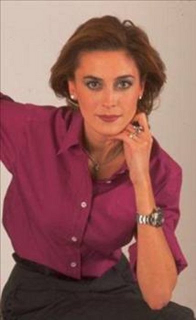 Hatta bu kadarla da kalmadı. ibr yıl sonra Rusya'da düzenlenen yarışmada Kainat Güzeli seçildi