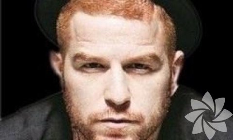 ""O Ses Türkiye" adlı yarışma programındaki jüri kadrosuna dahil olan sanatçı yoğun ilgiyle karşılaşıyor.