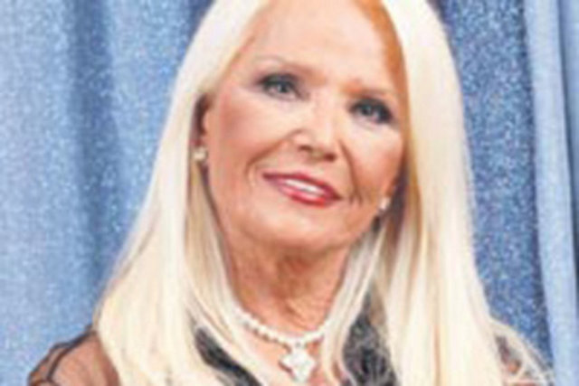 GÖNÜL YAZAR: GÖNÜL ÖZYEĞİNER