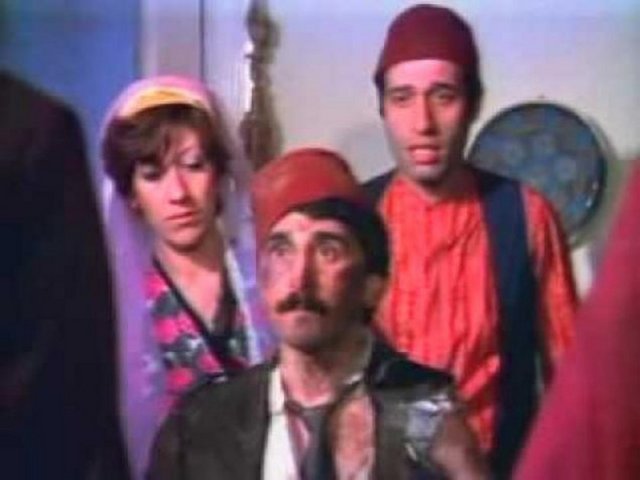 Tosun Paşa / Kemal Sunal  Tutmayın küçük enişteyi