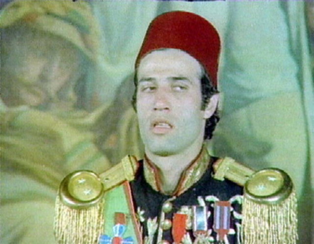 Tosun Paşa / Kemal Sunal Canım anlasana baban tozuttu ya.